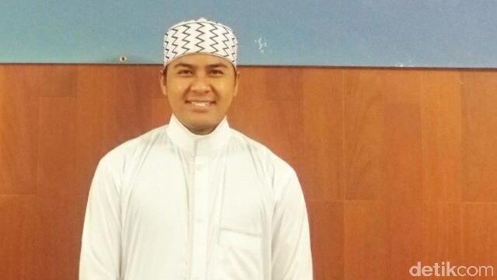 Remaja Makassar Jadi Imam Masjid di AS