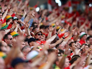 Jauh-Jauh Nonton Tim Bertanding di Prancis, eh, Malah Ketiduran di Stadion