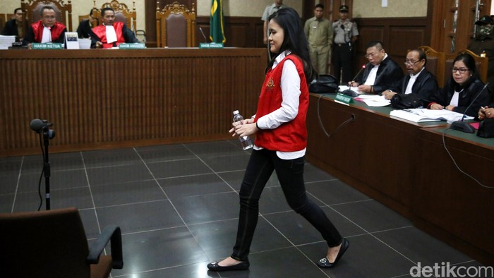 Jaksa Minta Waktu 1 Minggu Tanggapi Eksepsi Jessica, Sidang Dilanjutkan 21 Juni