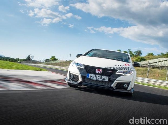 Honda Civic Type R Catat Rekor Tercepat di 5 Sirkuit Eropa