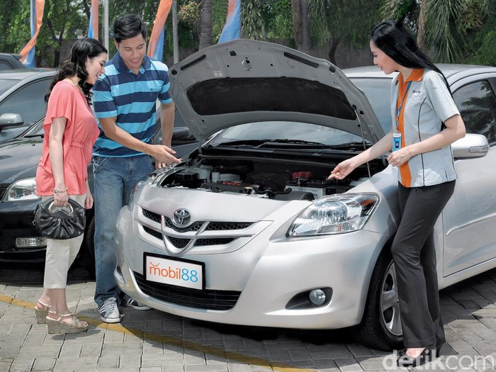 Trik Agar Tidak Terjerumus Beli Mobil Bekas Sampah