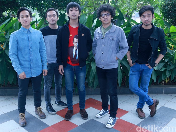 Foto dMasiv saat berkunjung ke kantor detikHOT