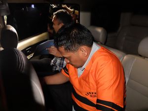 Geledah Rumah dan Apartemen, KPK Sita Mobil Rohadi terkait Gratifikasi