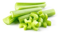 Seledri mengandung 95% air. Walau begitu, seledri kaya akan potasium, folat, serat, dan bisa penuhi 30% kebutuhan harian Vitamin K. Satu batang seledri hanya mengandung sebesar 6 kalori. Foto: Thinkstock