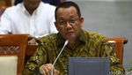 Sekjen MA Rapat dengan Komisi III