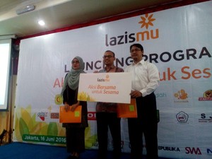 Peduli Sesama Lewat Kado Ramadan Lazismu di 4 Kota