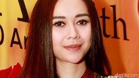 Aura saat ditemui di Senayan City, Jakarta Pusat, Kamis (16/6/2016). Pool/Gus Mun/detikFoto.