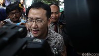 Sekjen PSI, Raja Juli Antoni menyebut fakta Sunny yang pernah diperiksa sebagai saksi kasus reklamasi tidak menghentikan sikap PSI sebagai partai yang antikorupsi. Bahkan sikap PSI sendiri tetap mendukung KPK dalam pemberantasan korupsi yang saat itu tengah didera isu pansus hak angket KPK. (Foto: Grandyos Zafna)