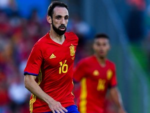 Juanfran Tak Dihantui Kegagalan Penalti di San Siro