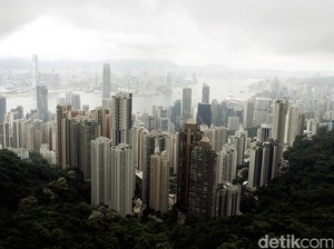Hong Kong yang Makin Sengsara, Jangan Pegang Remote TV Hotel