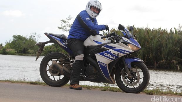 Adu Spek Honda CBR250RR dan Seteru Bebuyutannya