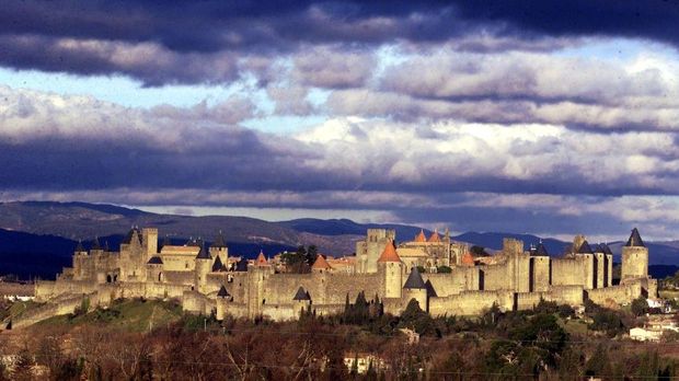 A general view of the city of Carcassonne, target of an alleged plot to attack American and Russian tourists (AFP Photo/Pascal Pavani)