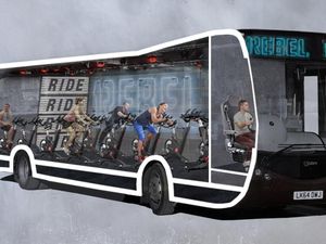 Di Bus Ini, Nantinya dalam Perjalanan ke Kantor Orang Bisa Berolahraga