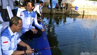 Ketua FPD Edhie Baskoro Yudhoyono ikut mancing bersama anggota DPR lainnya.