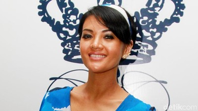 Farah Quinn Pilih Lebaran di Amerika