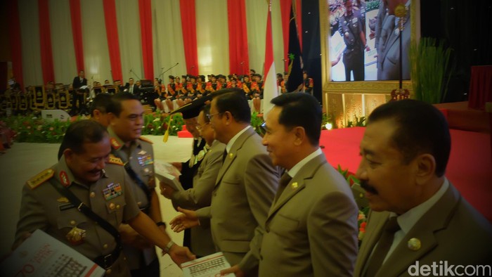 Kapolri dan Sejumlah Eks Kapolri Hadiri Dies Natalis ke-70 PTIK