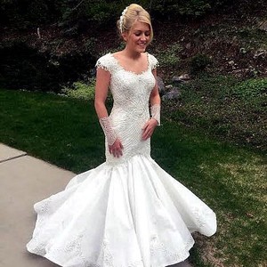 Kekecewaan Wanita Beli Gaun Pengantin Online, Tak Sesuai Ekspektasi Kekecewaan Wanita Beli Gaun Pengantin Online, Tak Sesuai Ekspektasi