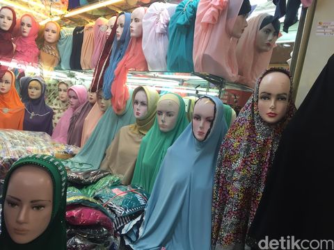 Busana Muslim Syar i Jadi Primadona di Tanah Abang & Thamrin City