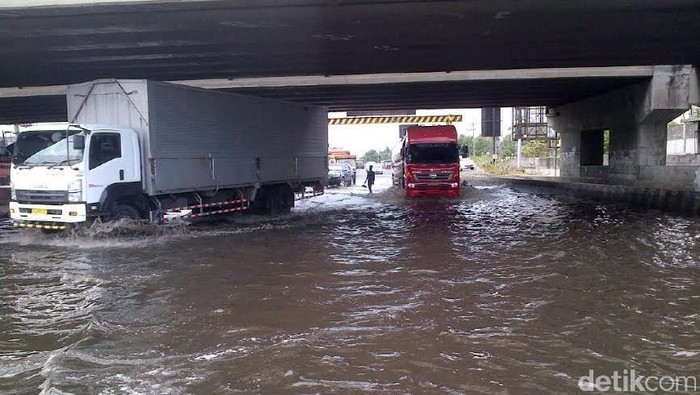 Perkiraan Puncak Rob di Semarang Sudah Lewat Tapi Hari ini Masih Tinggi