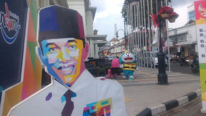 Begini Serunya Warga Bandung Ngabuburit di Jalan Sukarno