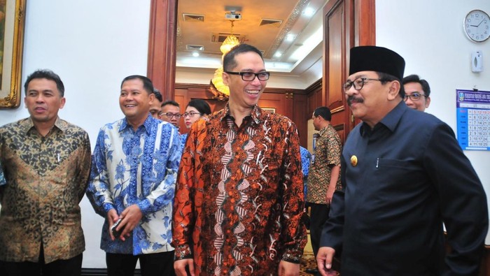 China Ramaikan Pasar Semen RI, Dirut Semen Indonesia Tak Gentar