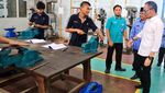 Menteri Hanif Tinjau Balai Latihan Kerja di Padang
