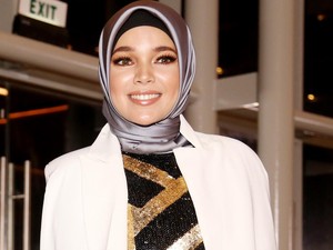 6 Penampilan Seleb Berbusana Muslim yang Bisa Jadi Inspirasi untuk Lebaran