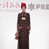 Itang Yunasz Kamila & Preview at Tanah Abang. Jakarta. [Foto: Mohammad Abduh/Wolipop]