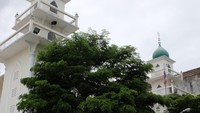Di kawasan ini berdiri megah Masjid Hidayatul Islam Banhaw. Awalnya ini musala yang dibikin imigran muslim China 100 tahun lalu (Baban/detikTravel)