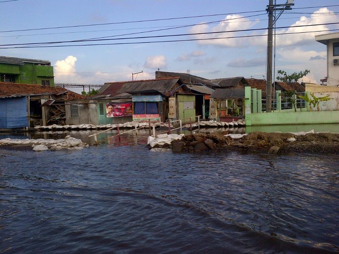 Banjir Rob Diprediksi Masih Genangi Pantura saat Arus Mudik