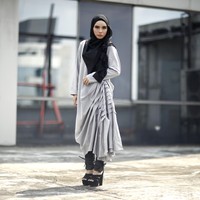 Wardrobe: HIJUP. Fotografer: Moh. Abdoeh (Detikcom). Makeup Artist: Wardah Beauty. Stylist: Alissa Safiera & Kiki Oktaviani. Hijab Stylist: Arina Yulistara. Model: Siti Hajar Riska Ariyanti