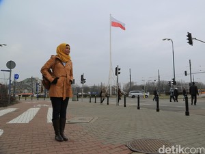 Mengenal Joanna Trochimowicz dan Martyna Kokotkiewicz, Muslimah di Warsawa