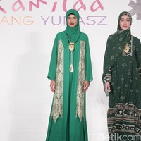 Itang Yunasz Kamila & Preview at Tanah Abang. Jakarta. [Foto: Mohammad Abduh/Wolipop]