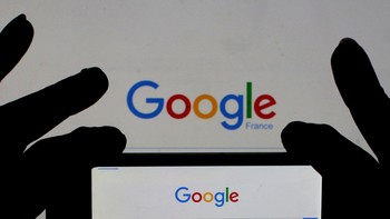 6. Google: Android, YouTube, Gmail, Google Maps, Google Chrome hingga Google Drive hanya segelintir produk dan layanan yang dimiliki oleh perusahaan besutan Larry Page dan Sergey Brin ini. Dan tentu saja, mesin carinya sangat diandalkan.Foto: Reuters