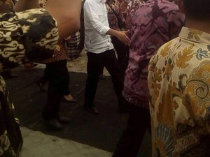 Jokowi Kunjungi Sekolah MTS NU 05 Sunan Katong di Kendal Kaliwungu