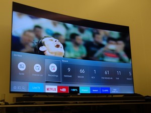 Sensasi Menonton Euro 2016 di TV Layar Lengkung