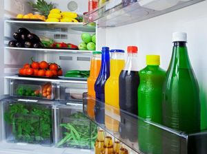 Warga Dubai Taruh Lemari Es untuk Berbagi Makanan Gratis di Bulan Ramadan