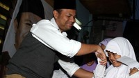 Obrolan santai sambil menunggu waktu berbuka puasa ini dilakukan Idrus untuk mengetahui kondisi warga Jakarta di semua lapisan.