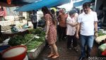 Wagub Djarot Blusukan ke Pasar Petak Sembilan