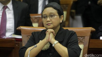 Menlu Raker dengan Komisi I