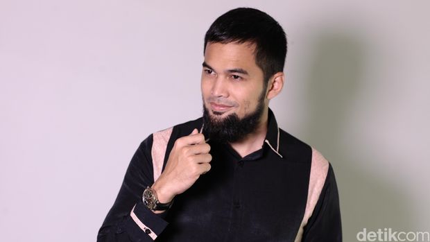 Menyimak Kisah Perjalanan Hidup Teuku Wisnu di Celeb of 