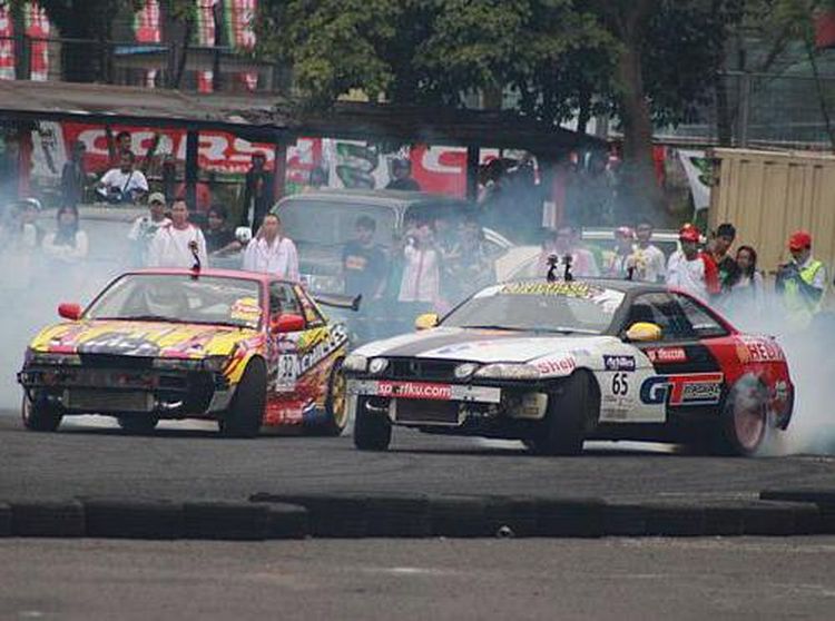 Sesi Latihan Kejuaraan Nasional Internasional Drifting