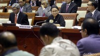 Retno berterimakasih kepada komisi I yang telah menyetujui anggaran Kemenlu tahun 2017.