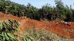 Tim SAR Cari Korban Longsor di Purworejo