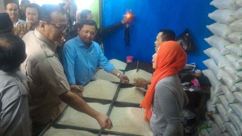 Dua Pasar di Jabar Jual Makanan Mengandung Zat KImia Berbahaya Dua Pasar di Jabar Jual Makanan Mengandung Zat KImia Berbahaya
