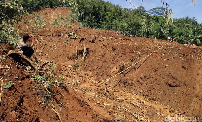 34 Korban Tewas Longsor Purworejo Ditemukan, 13 Masih Dicari