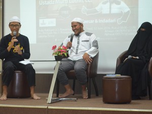 Kisah Hijrah Caisar YKS, Dicemooh Hingga Jadi Penjual Baju