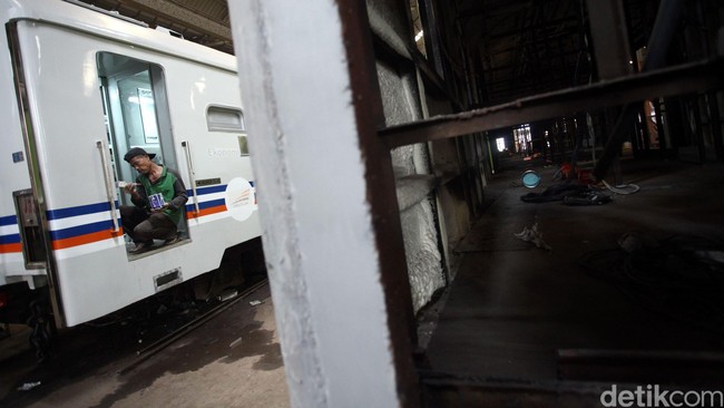 Perbandingan Mudik Merak-Surabaya, dari Pakai Tol hingga Pesawat