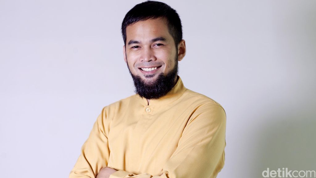Honor Pertama Teuku Wisnu Main Sinetron Rp 500 Ribu