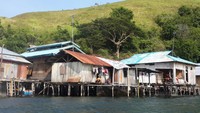 Foto: Festival Danau Sentani yang saat ini digelar untuk kesembilan kalinya memang dimaksudkan untuk menghargai keberagaman masyarakat setempat. Nonton festival ini, turis bisa sekaligus menjelajahi desa-desa di danau (Elza/detikTravel)